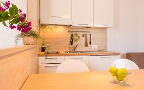 Modernes Studio-Apartment Beim Naturpark Kap Kamenjak Mit Wlan Und Klima